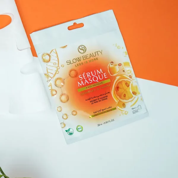Masque visage anti-fatigue Slow Beauty à la vitamine C et caféine pour revitaliser la peau